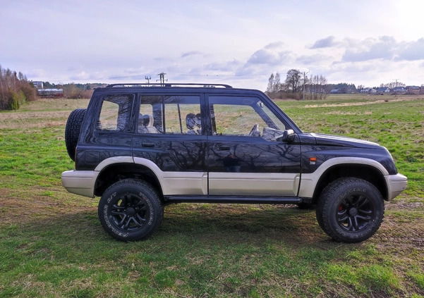 Suzuki Vitara cena 25900 przebieg: 240000, rok produkcji 1996 z Białystok małe 232